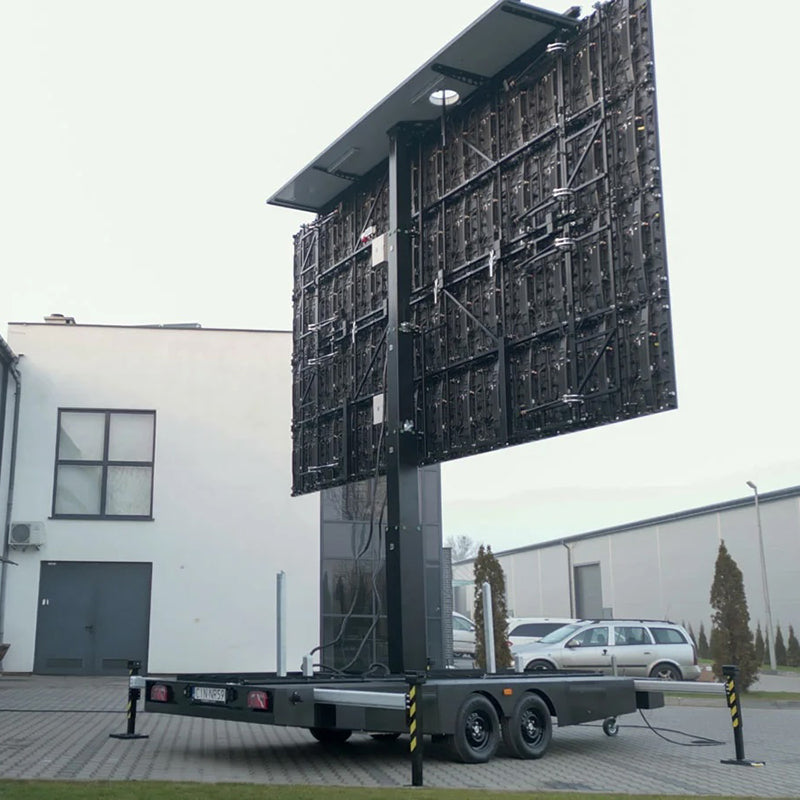 Mobiler LED Trailer Veranstaltungstechnik auf Anhänger zum Einsatz bei Outdoor-Events und Messen